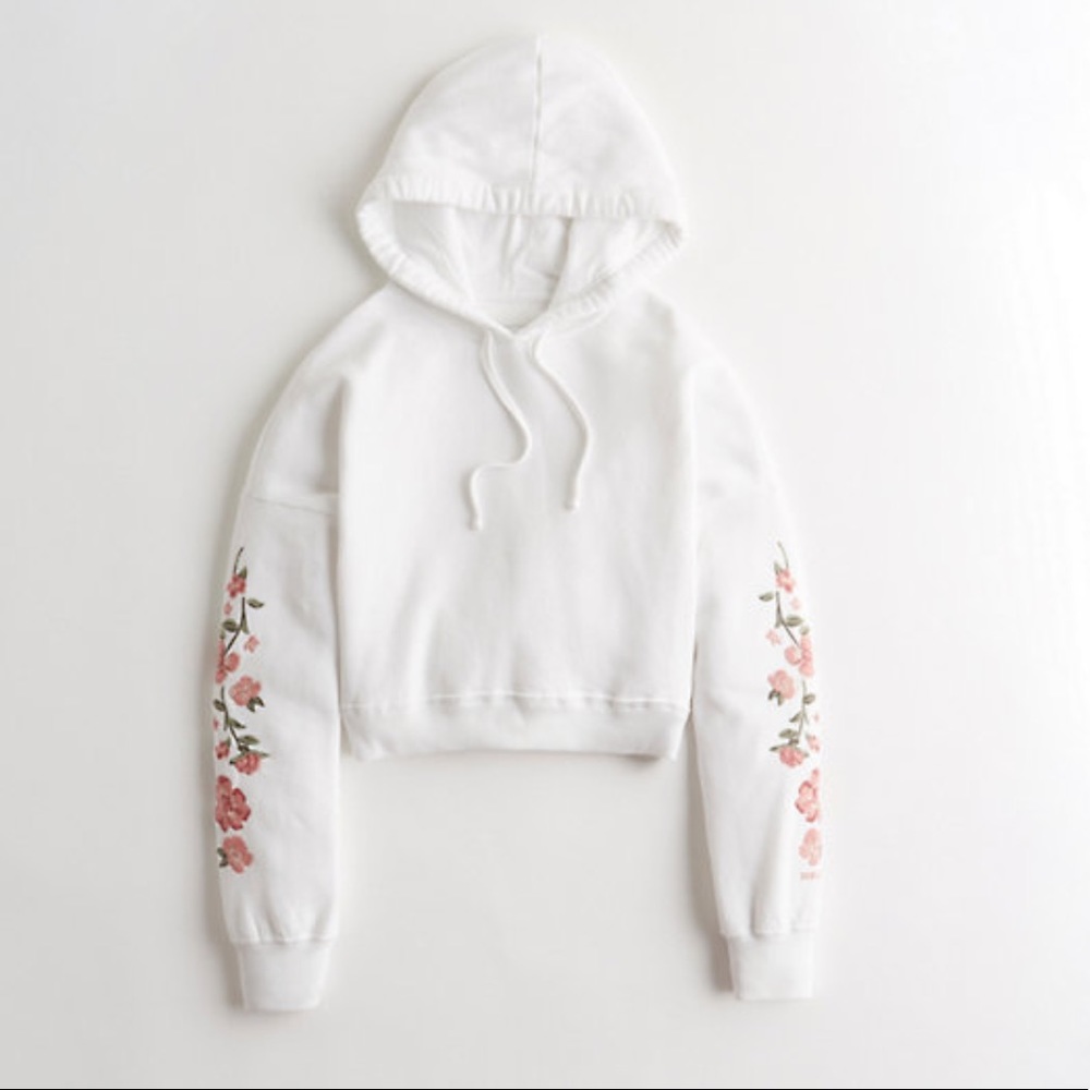 BNWT Hollister Floral Embroidered Crop Hoodie